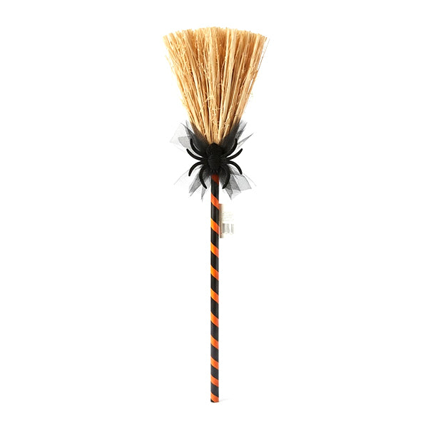 Balai de sorcière en paille
