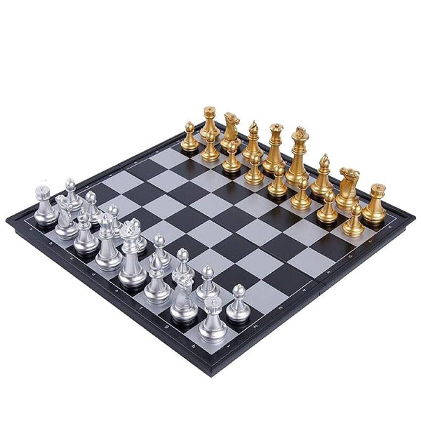 Jeu d’échecs magnétique couleur or et argent