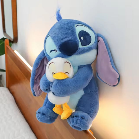 Peluche Stitch avec canard 28 cm